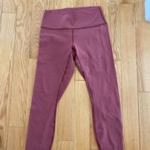 Lululemon wunder under 28”